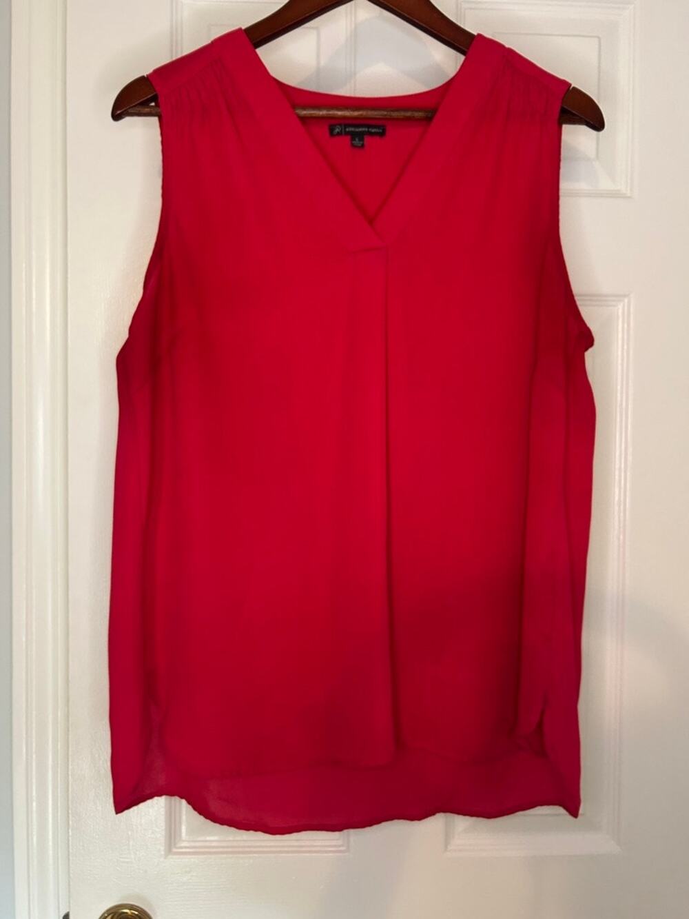 Adrianna Papell Womens L Hot Pink Sleeveless V Neck Blouse Career Tank Top